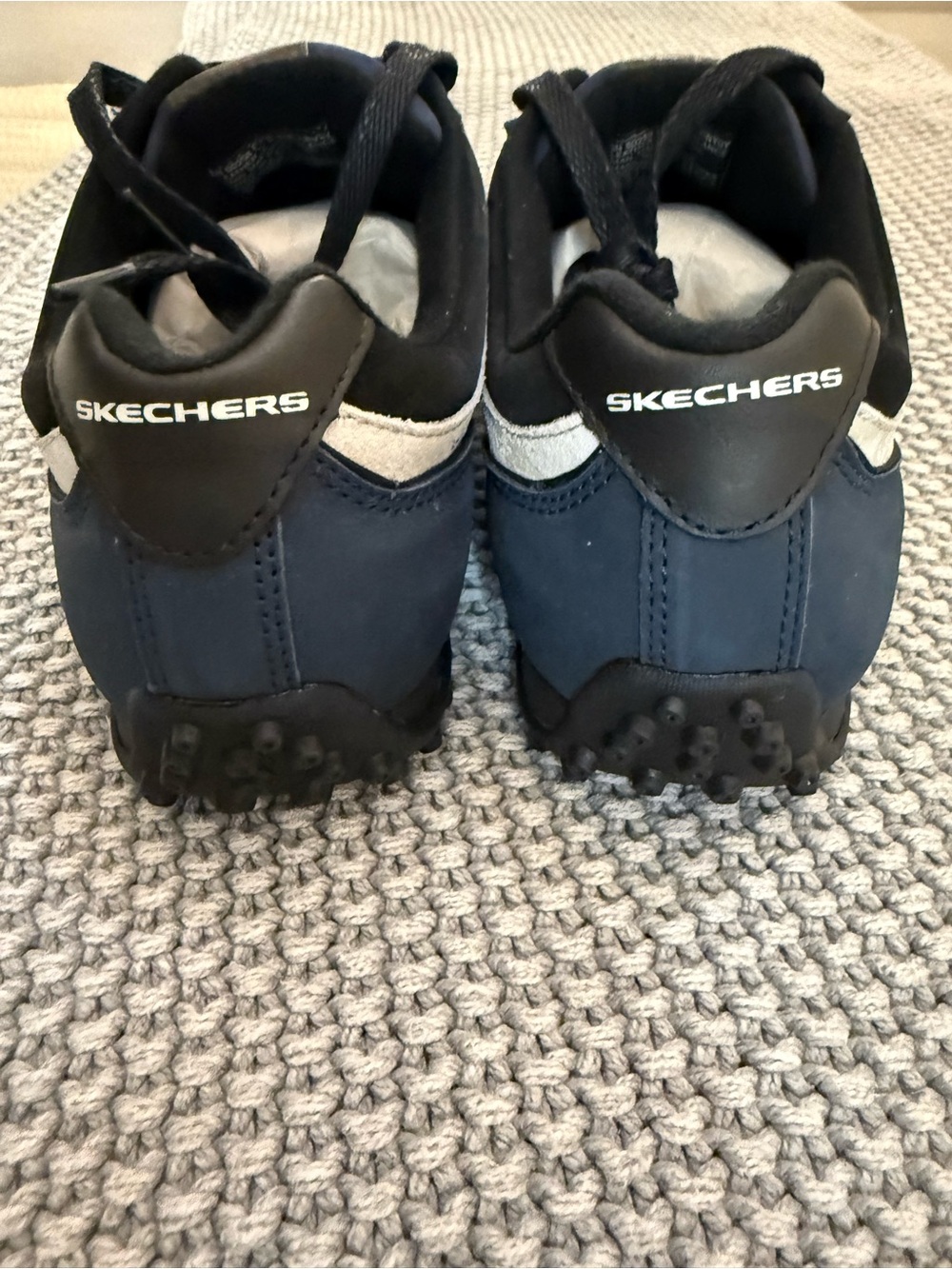 Skechers Navy Blue and Light Gray Low-Top Sneakers - Picture 3 of 8